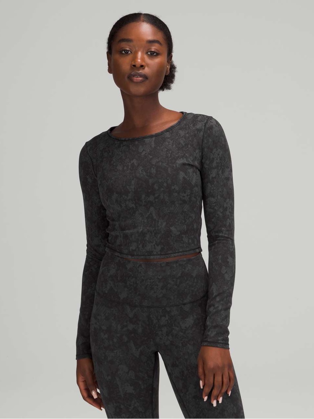 Lululemon Wunder Train Cropped Long Sleeve Shirt
Hideaway Camo Deep Coal Multi